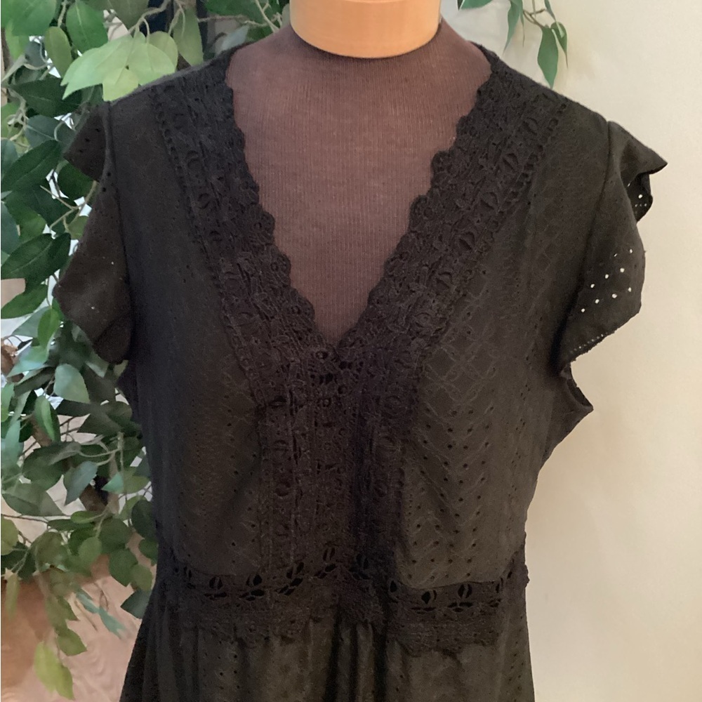 Shein black sleeveless with ruffle v neck midi dress Woman’s size 2X - Picture 5 of 13